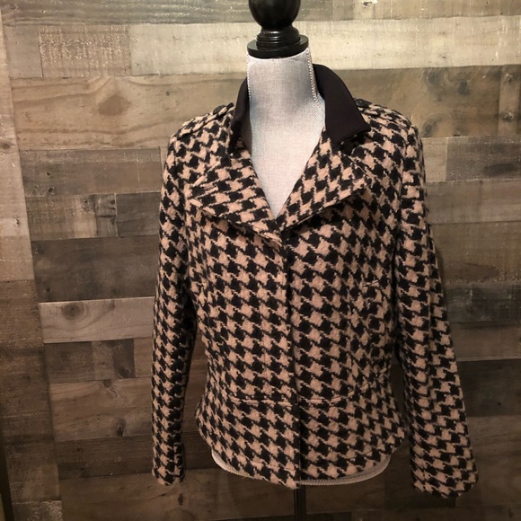 Banana Republic Jackets & Blazers - Banana Republic Wool Houndstooth Moto Jacket